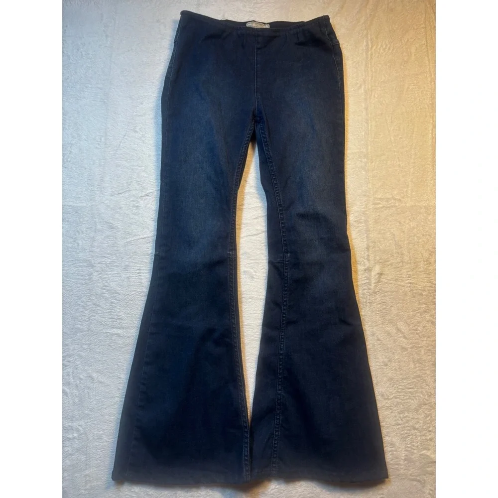 Free People Jeans Women's 28R Blue Flare Pull On Y2K Dark Wash‎